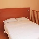 Star Zentrum, By Comfort 3*