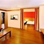 Star Zentrum, By Comfort 3*